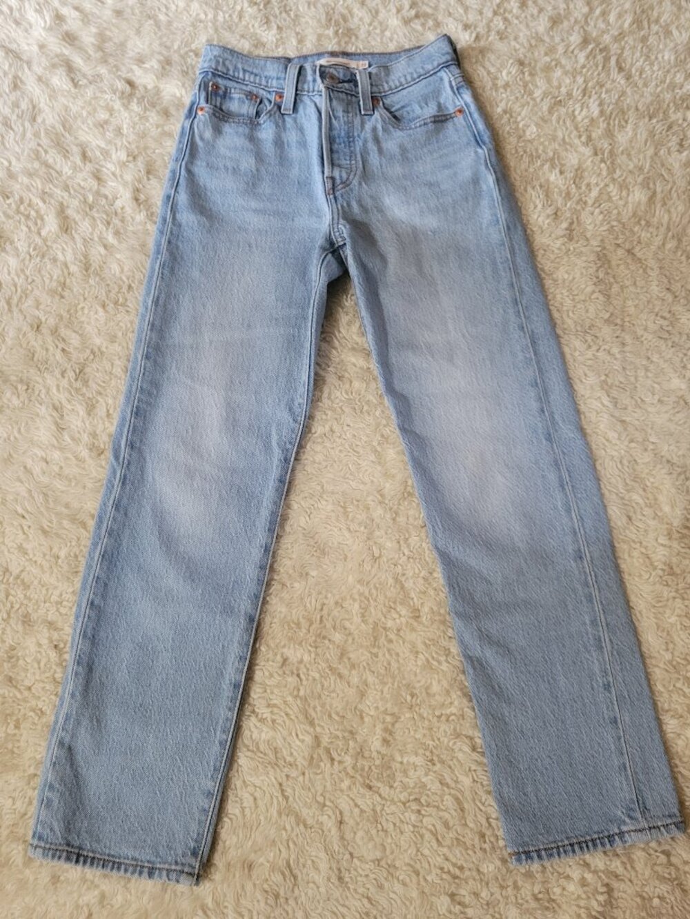 Levi's Wedgie Straight Jeans Light Blue 'Space to Think' | 23